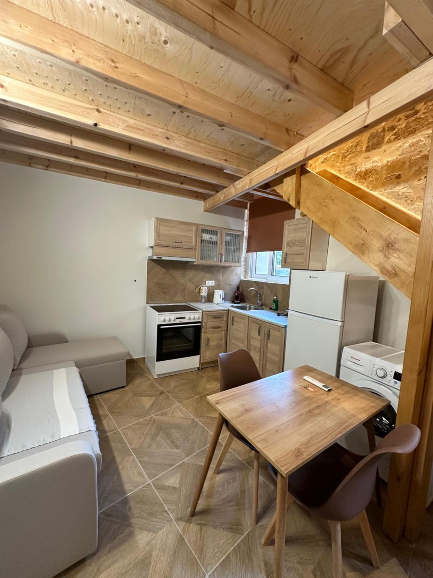 Q Rocco Apartments, Corfu Town Appartement *